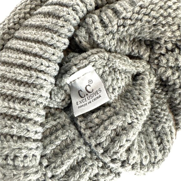 C.C Exclusives Ribbed Knit Beanie Hat Gray Acrylic Warm Winter Cap - Picture 3 of 3